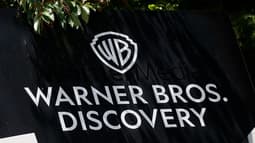 Warner bondit à Wall Street