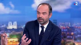 Le Premier ministre Edouard Philippe au journal de 20h de France 2,  le 18 novembre 2018