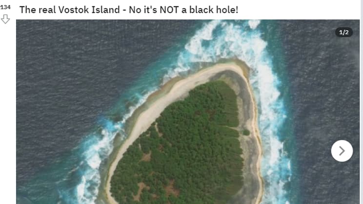 Un internaute sur Reddit poste mardi 2 novembre des photographies de l'île montrant qu'il ne s'agit pas d'un trou noir. 
