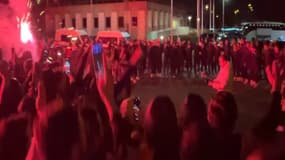 Les joueurs du PSG accueillis en héros à Roissy après leur victoire à Marseille (0-2), dans la nuit du 31 mars ua 1er avril 2024