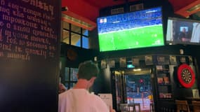 Football: des bars lyonnais ont choisi de ne pas diffuser les matchs de l'OL faute de moyen financiers pour l'abonnement