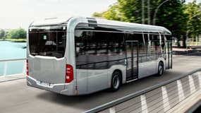 92 autobus électriques standards et articulés de Mercedes-Benz ont été commandés par Rennes auprès d'EvoBus France (filiale du Groupe Daimler).
