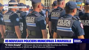 Marseille: 85 nouveaux policiers municipaux, Payan évoque des effectifs "doublés" à la fin du mandat