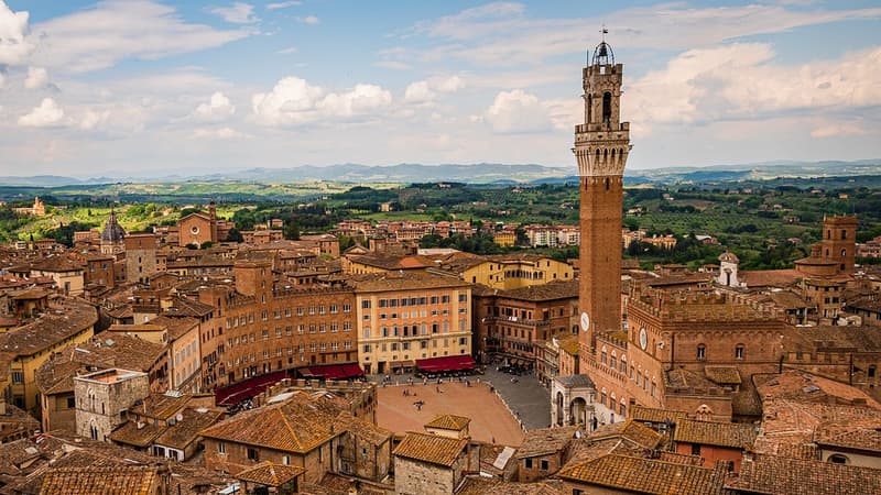 Italie: après une vingtaine de mini-séismes, la ville de Sienne ferme ses écoles et musées
