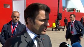 Emmanuel Macron en déplacement à Ostende en Belgique pour décupler l'éolien en mer du Nord le 24 avril 2023