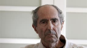 L'écrivain américain Philip Roth a remporté le prix 2012 du Prince des Asturies, un des principaux prix littéraires mondiaux, a annoncé mercredi le jury réuni à Oviedo, dans le nord-ouest de l'Espagne. /Photo d'archives/REUTERS/Eric Thayer