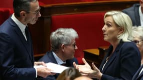 Bruno Retailleau et Marine Le Pen à l'Assemblée nationale le 22 octobre 2024 durant les questions au gouvernement 