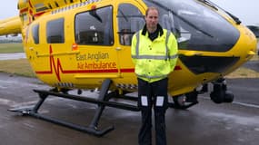 Le Prince William est desormais pilote d'hélicoptère-ambulance.