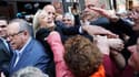 Marine Le Pen prend un bain de foule (photo d'illustration)