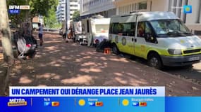Des caravanes installées illégalement place Jean-Jaurès à Lyon