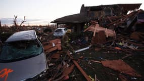 De violents orages et de fortes tornades ont causé d'importants dégâts dimanche dans le Midwest aux Etats-Unis.