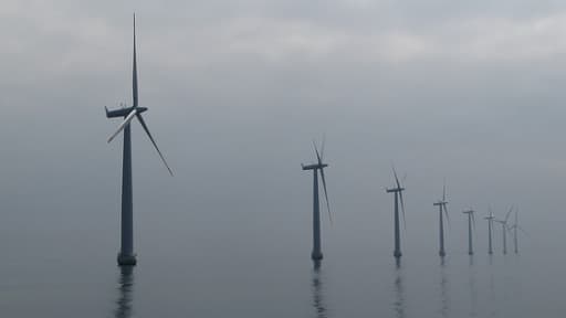 EDF Energies Nouvelles et GDF Suez ont déposé des candidatures pour le second appel d'offres sur l'éolien en mer.