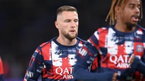 Le Slovaque Milan Skriniar pendant un échauffement avant un match du PSG en Ligue 1, le 14 septembre 2024