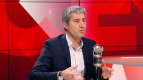 Le député du groupe écologiste, François Ruffin, sur le plateau de BFMTV-RMC le 27 novembre 2024 