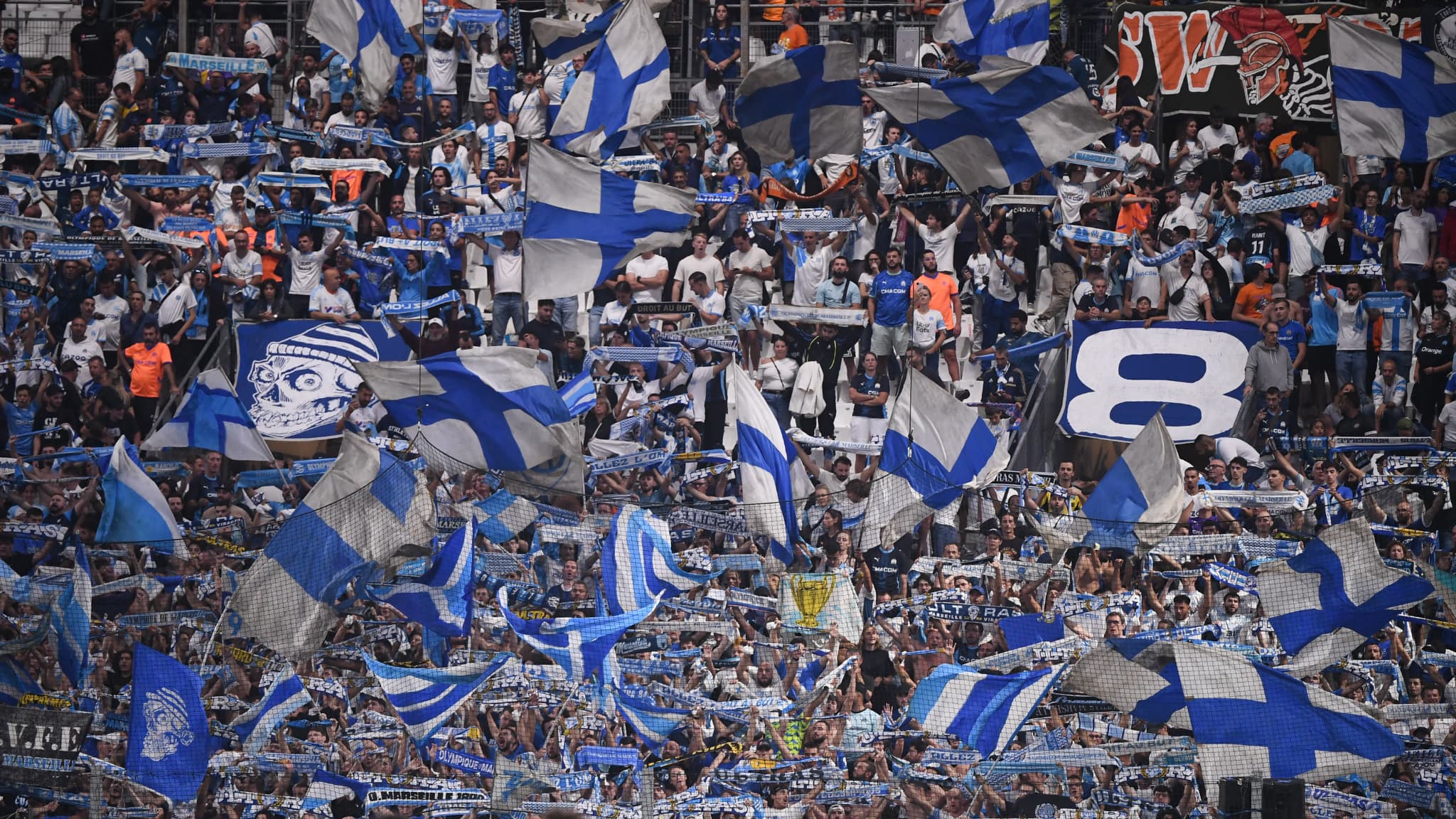 REAL MADRID-OM: 4000 SUPPORTERS MARSEILLAIS ATTENDUS À SANTIAGO-BERNABÉU, LA POLICE ESPAGNOLE SUR LES DENTS