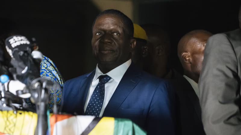 Emmerson Mnangagwa, le 22 novembre 2017 à Harare au quartier général de la Zanu-PF, au Zimbabwe. 