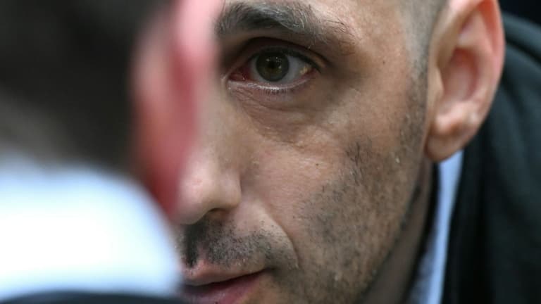 Cédric Jubillar au procès du meurtre de son épouse Delphine, le 23 septembre 2025 à la cour d'assises du Tarn, à Albi
