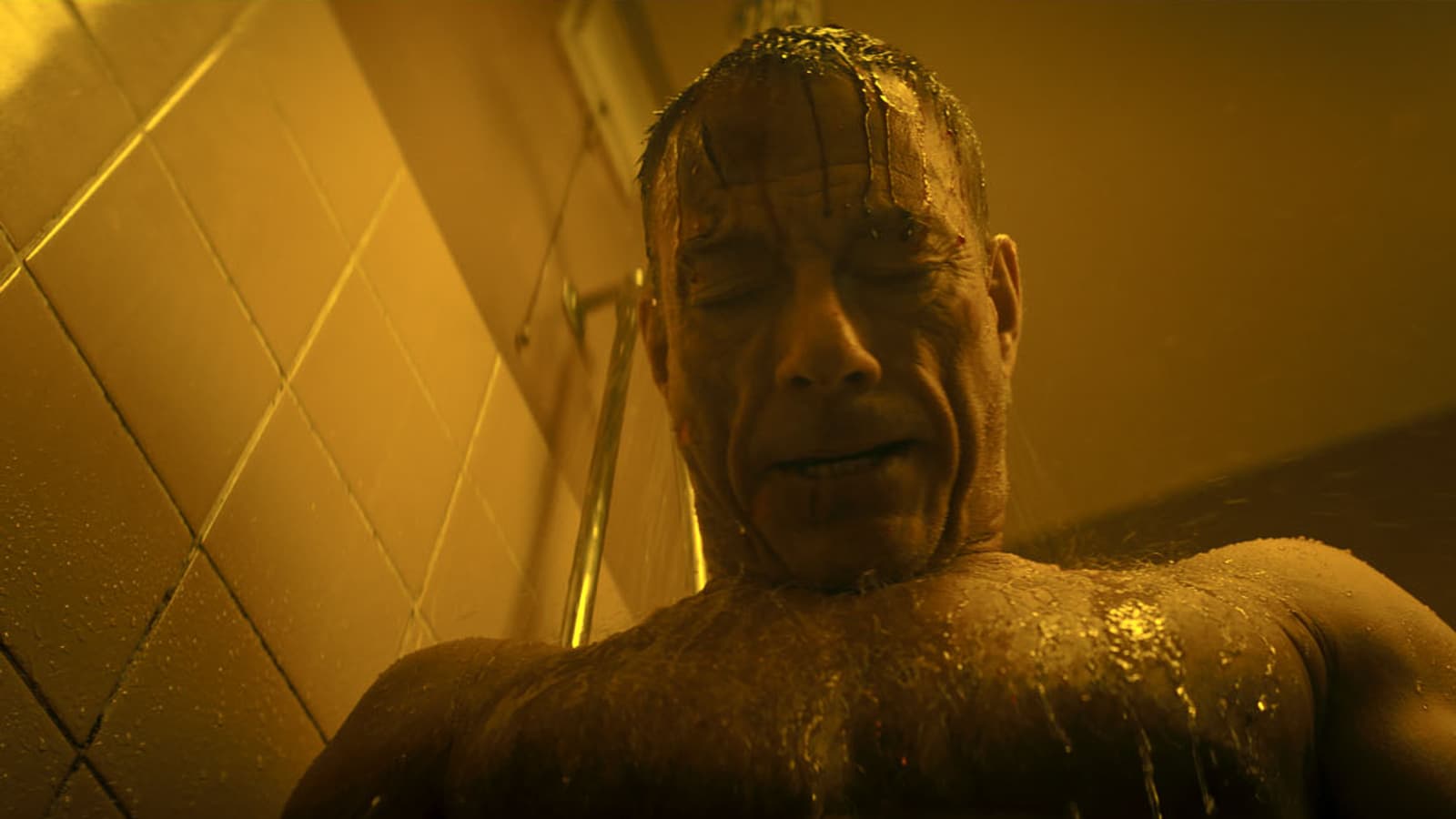 Jean-Claude Van Damme dans Lukas