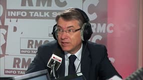 "Si vous roulez à une vitesse normale, vous n'avez rien a craindre de ces voiture-radars, et ce n'est pas très difficile de respecter les limitations de vitesse"