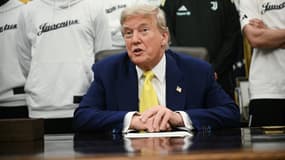 Donald Trump dans le bureau ovale, le 18 juin 2025.