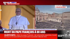 Les images de l'accession du pape François sur le trône de Saint-Pierre le 13 mars 2016
