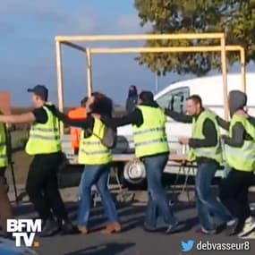 En chenille ou sur du Madison, ces gilets jaunes manifestent... en dansant