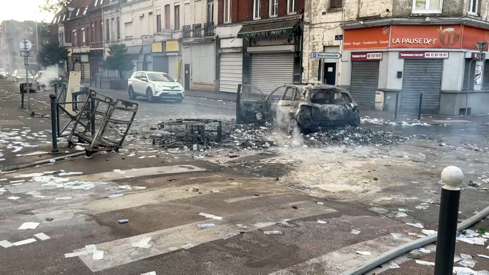 Prolonged Riots in Lille Lead to Suspension of Bus Services