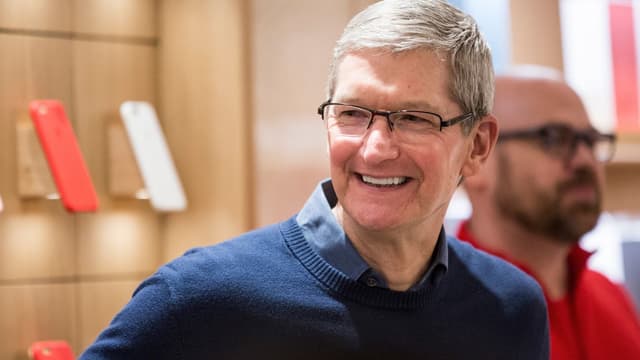 Tim Cook effectue sa première visite officielle en France