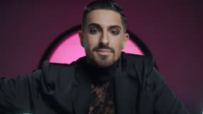 Michael Ben David, candidat israélien de l'Eurovision 2022, dans son clip "I.M"