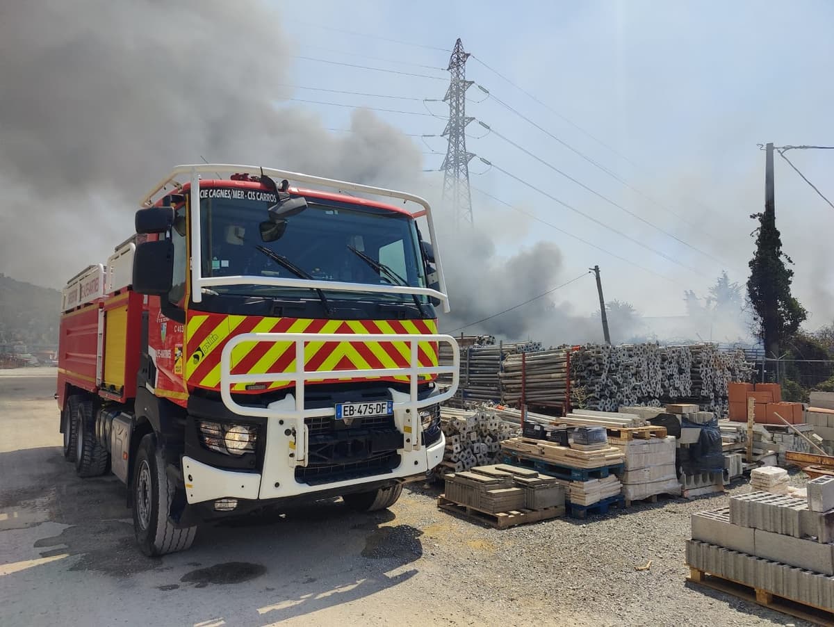 SaintLaurentduVar un feu se déclare dans un cabanon, des explosions