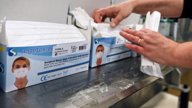La société indique que "les escrocs se sont fait passer pour des fournisseurs connus de la société en remettant un dossier complet".