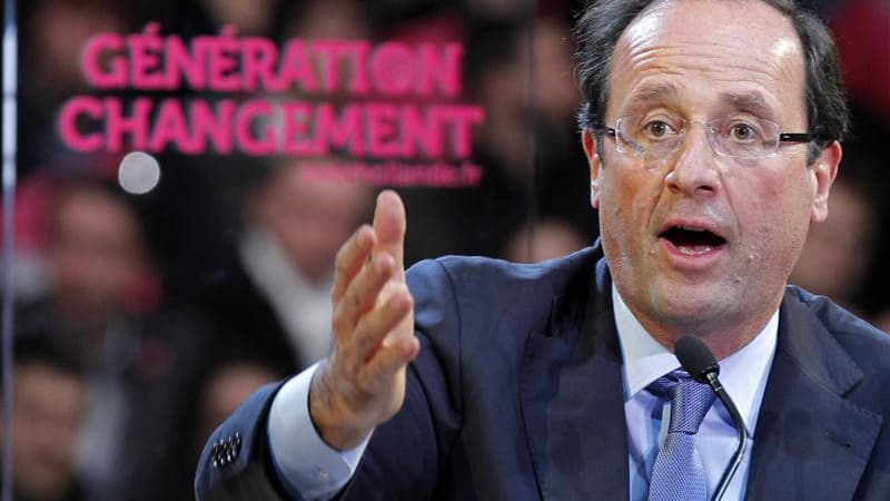 Le Parti socialiste tente jeudi de tourner la page d'un incident avec son allié écologiste qui a grippé la campagne de son candidat François Hollande, toujours favori face à Nicolas Sarkozy mais en chute dans les sondages. /Photo prise le 19 novembre 2011