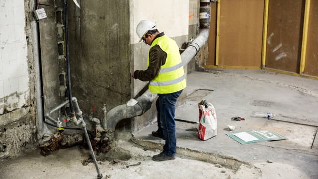 Une quarantaine d'ouvriers du chantier de rénovation sont en grève.