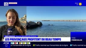 Marseille: les habitants profitent du beau temps