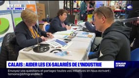 Calais: les ex-salariés de l'industrie au salon de l'emploi 