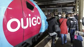 La SNCF s'est vu attribuer en novembre un lot comprenant cinq allers-retours par jour entre Madrid et la Catalogne (nord-est), cinq entre Madrid et la région de Valence (est) et cinq autres entre Madrid et l'Andalousie (sud).