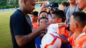 Neymar.