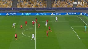 Alassane Pléa lors du match Shakhtar-M'Gladbach, le 3 novembre 2020