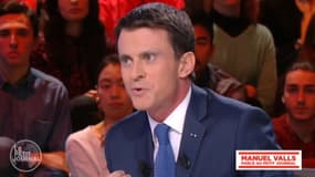 Manuel Valls sur le plateau du Petit Journal.