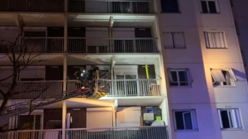 "J'ai vu une personne sauter": à Vaulx-en-Velin, les riverains sous le choc après l'incendie mortel