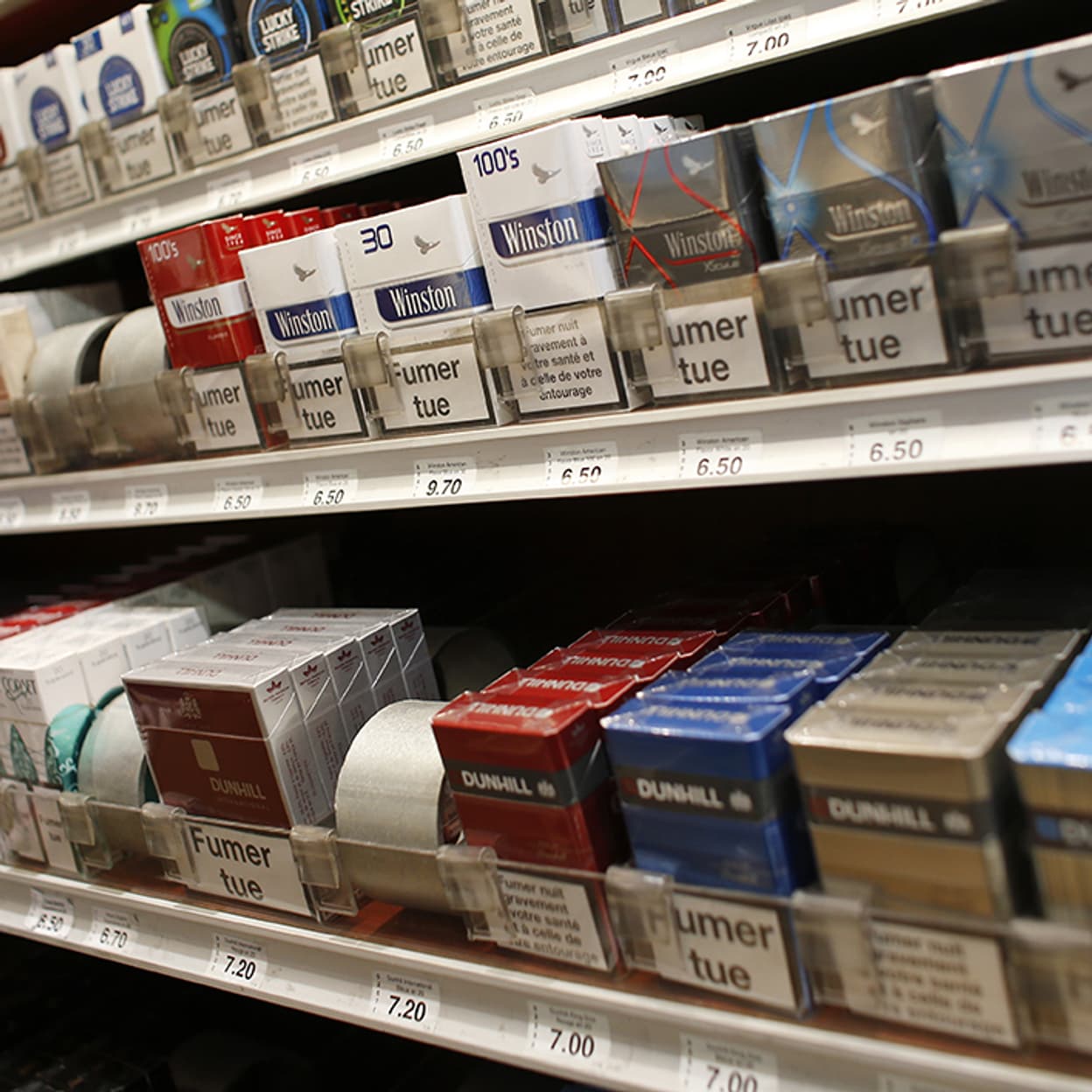 Une consommation historiquement basse: les ventes de cigarettes en forte  chute de 12% (et la contrebande n'explique pas tout)