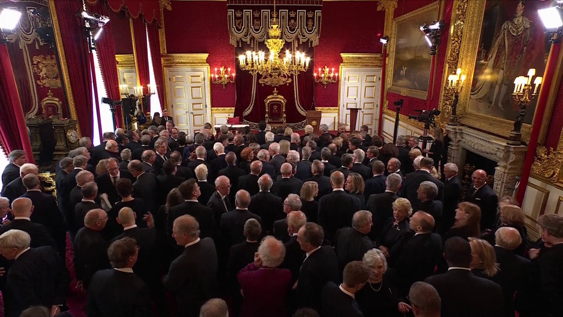 Le Conseil d'accession attend le roi Charles III Le Conseil d'accession attend le roi Charles III