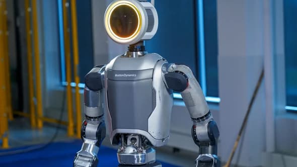 Boston Dynamics dévoile son nouveau robot Atlas.
