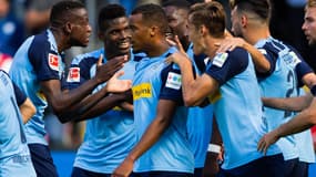 Alassane Pléa (au centre) avec ses coéquipiers de Mönchengladbach