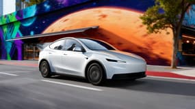 La version "Standard" du Tesla Model Y perd son bandeau lumineux à l'avant.