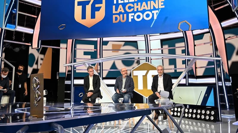 Le plateau de la chaîne Téléfoot