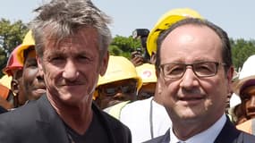 François Hollande et Sean Penn en visite en Haïti.