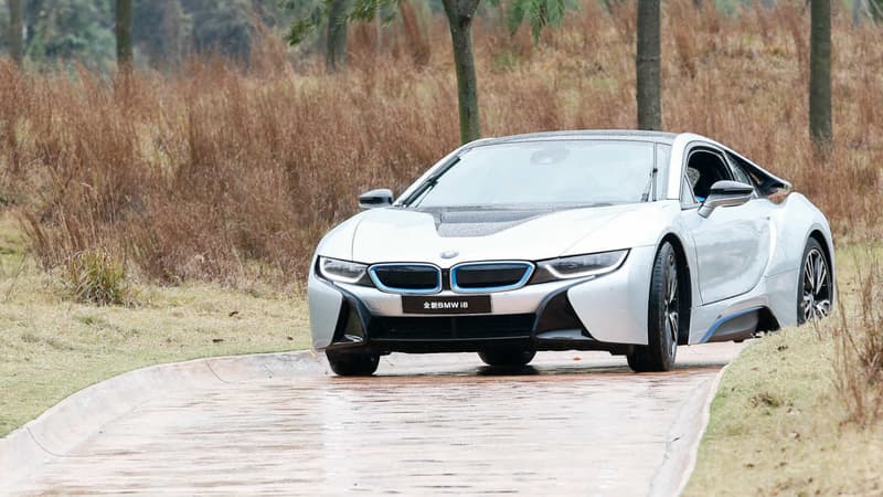 Parmi les lots intéressants des enchères du fisc belge le 28 juin, une BMW i8, la supercar électrique du constructeur allemand.