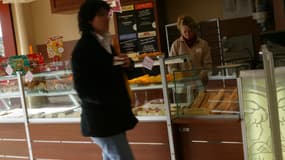 La FEB s’appuie sur un sondage de l‘institut IFOP en février 2020 selon lequel 62% des Parisiens sondés estiment que les boulangeries à Paris devraient avoir la possibilité d’ouvrir tous les jours.
