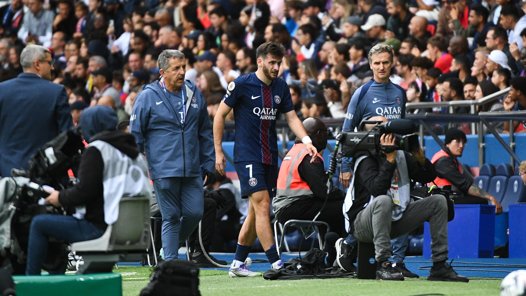 BONNE NOUVELLE POUR LE PSG: KVARATSKHELIA POURRAIT ÊTRE APTE POUR L’ATALANTA